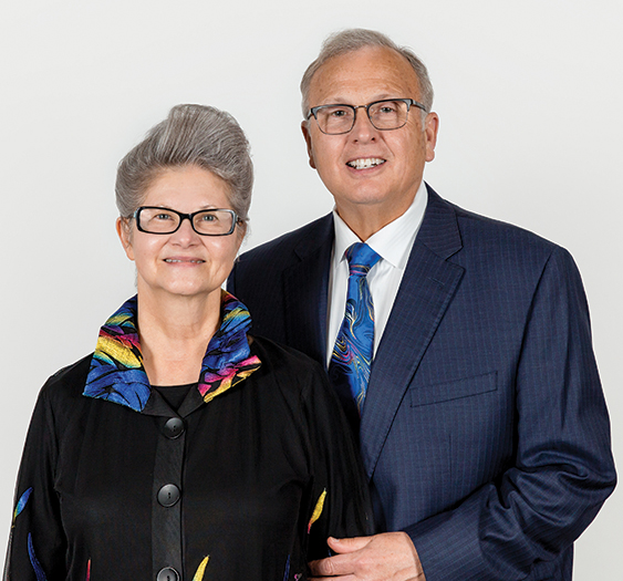 headshots Roger & Becky Buckland Pacific Region